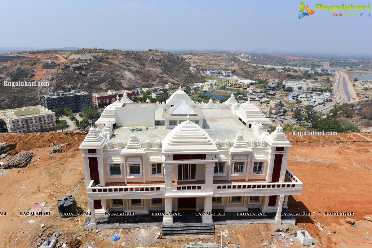 Sri Yadadri Laxminarasimha Swamy Temple Undergone a Drastic Transformation