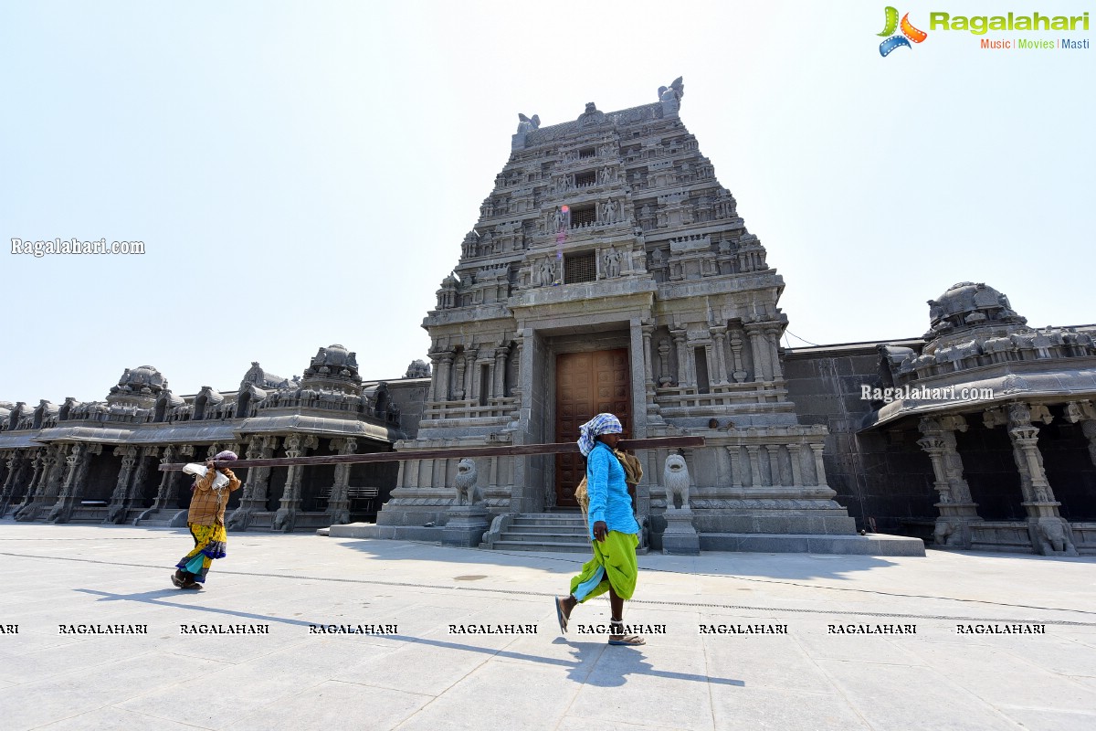 Sri Yadadri Laxminarasimha Swamy Temple Undergone a Drastic Transformation