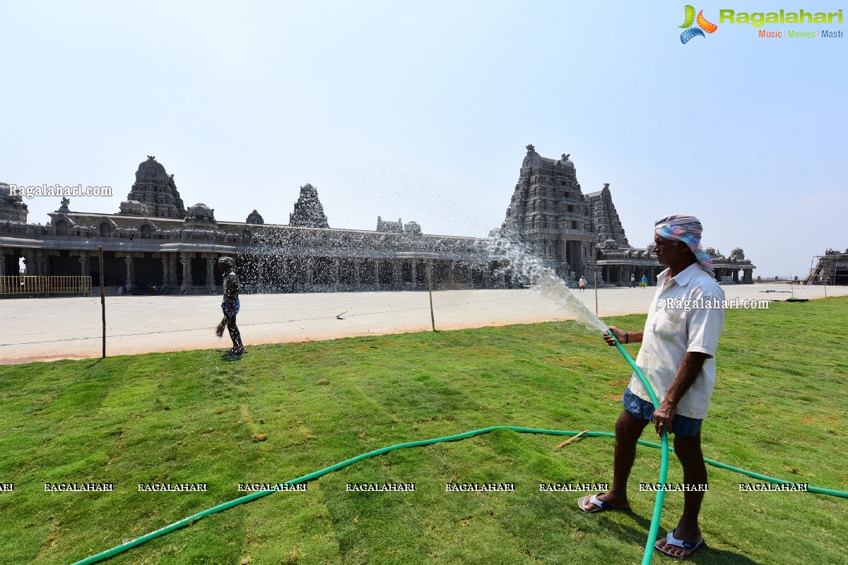 Sri Yadadri Laxminarasimha Swamy Temple Undergone a Drastic Transformation