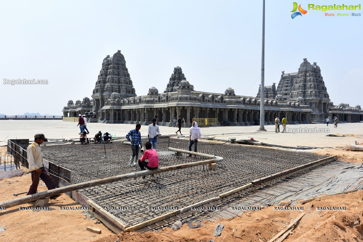 Sri Yadadri Laxminarasimha Swamy Temple Undergone a Drastic Transformation