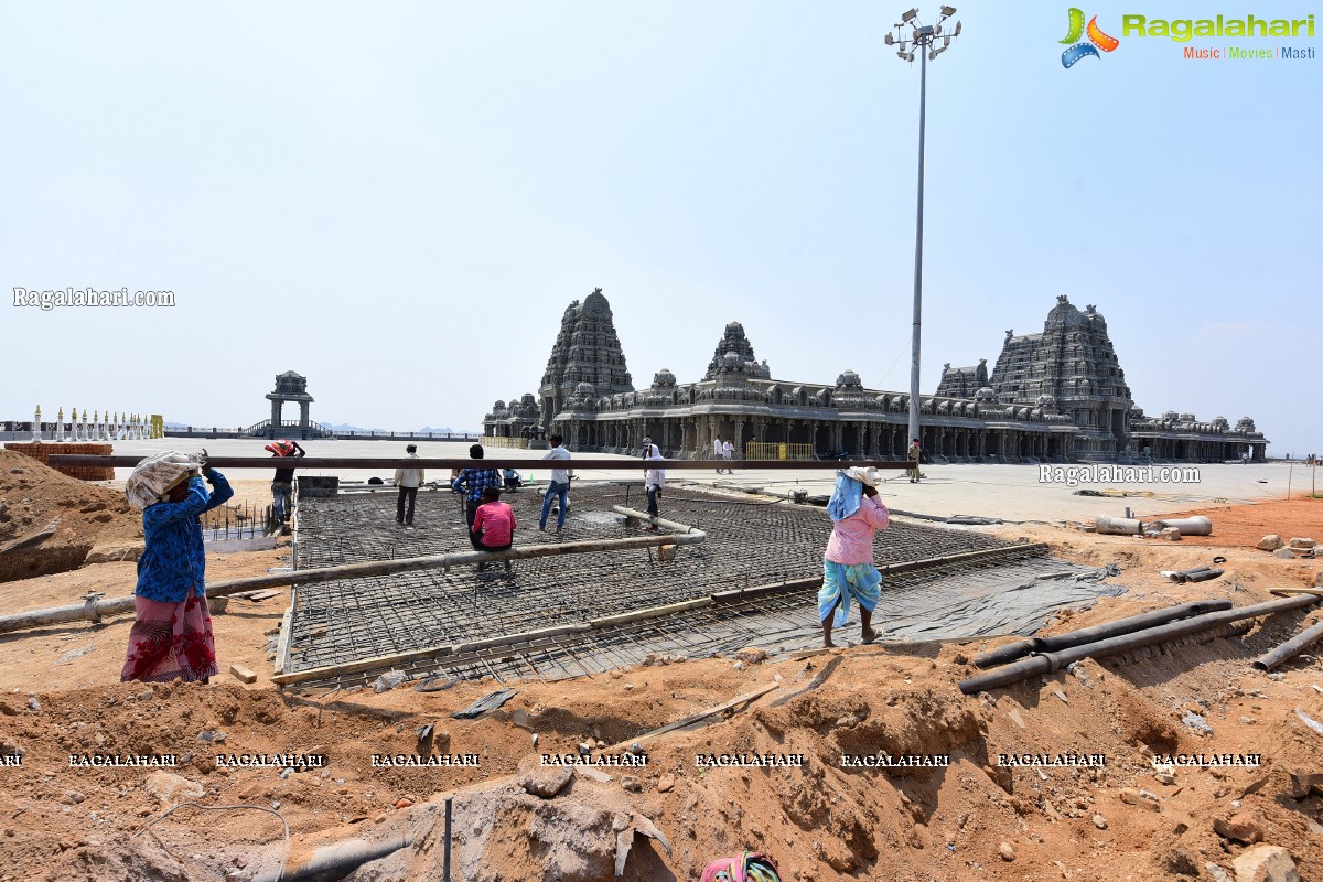 Sri Yadadri Laxminarasimha Swamy Temple Undergone a Drastic Transformation