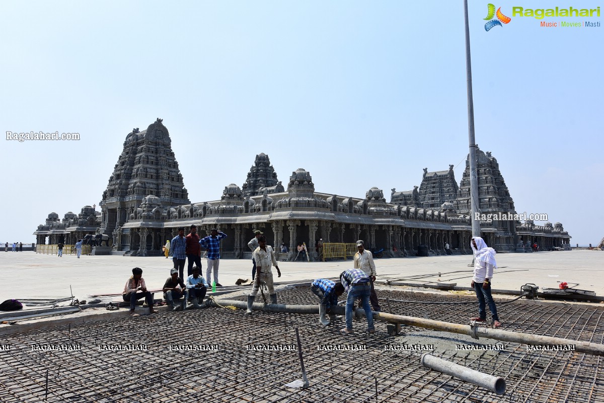 Sri Yadadri Laxminarasimha Swamy Temple Undergone a Drastic Transformation