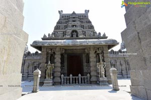 Sri Yadadri Laxminarasimha Swamy Temple