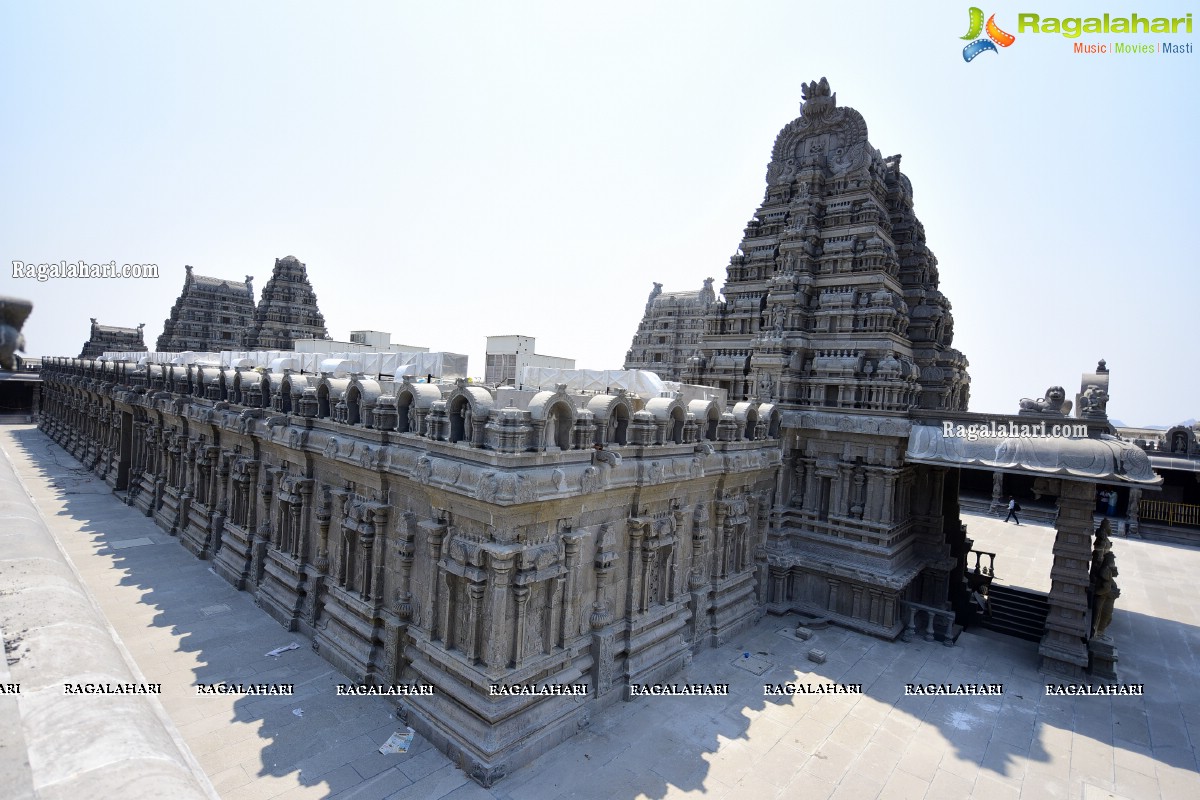 Sri Yadadri Laxminarasimha Swamy Temple Undergone a Drastic Transformation