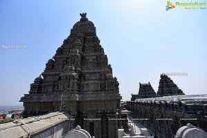 Sri Yadadri Laxminarasimha Swamy Temple