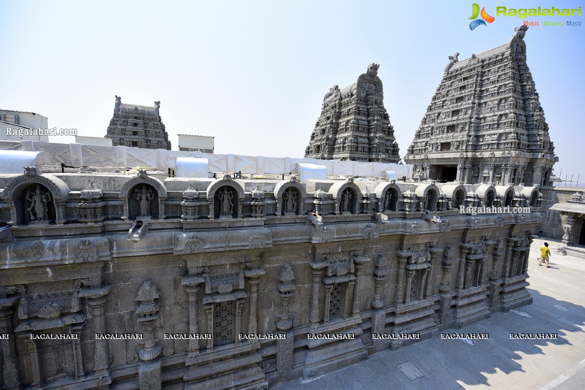 Sri Yadadri Laxminarasimha Swamy Temple Undergone a Drastic Transformation