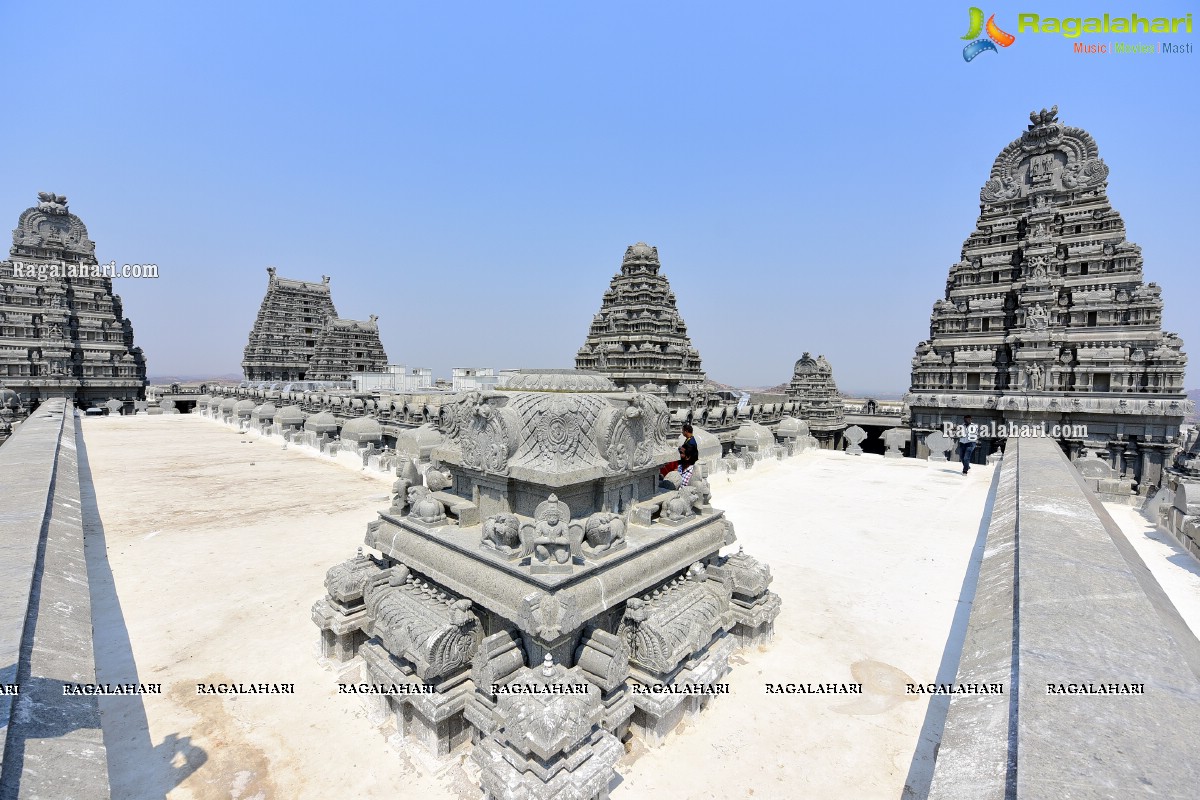 Sri Yadadri Laxminarasimha Swamy Temple Undergone a Drastic Transformation