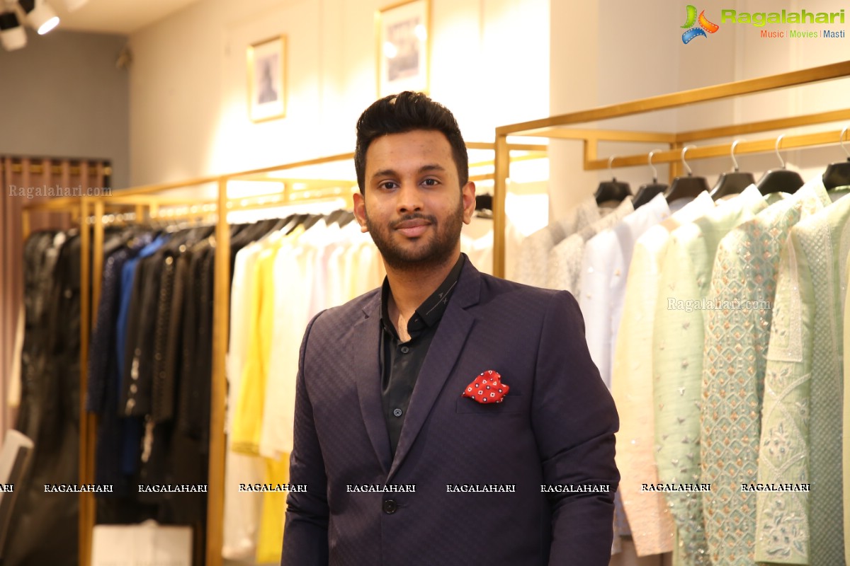 Varun Chakilam to Present His Collection 'Rechersha' at Lakme Fashion Week