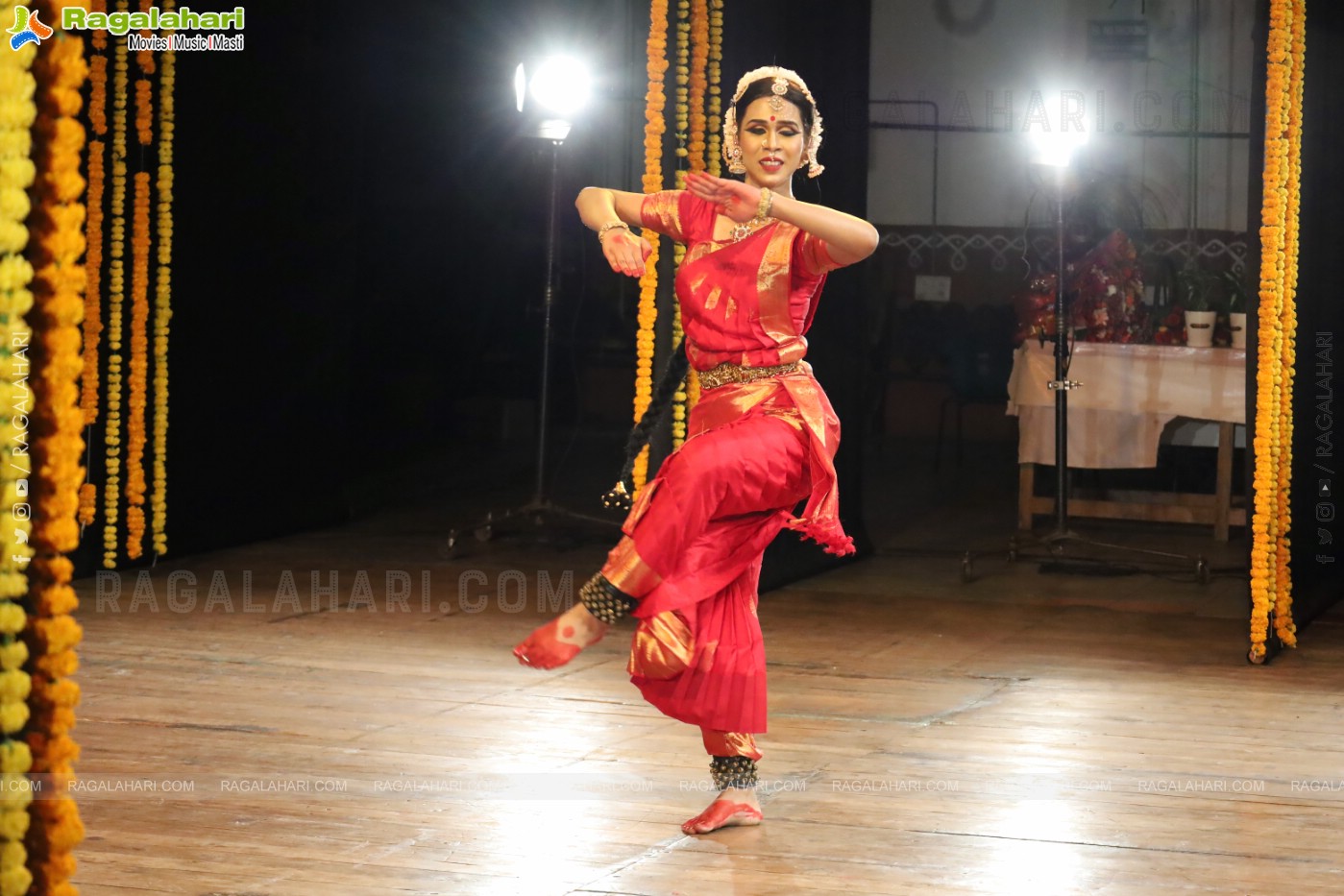 Sobhamrutam: The Solo Kuchipudi at Ravindra Bharati