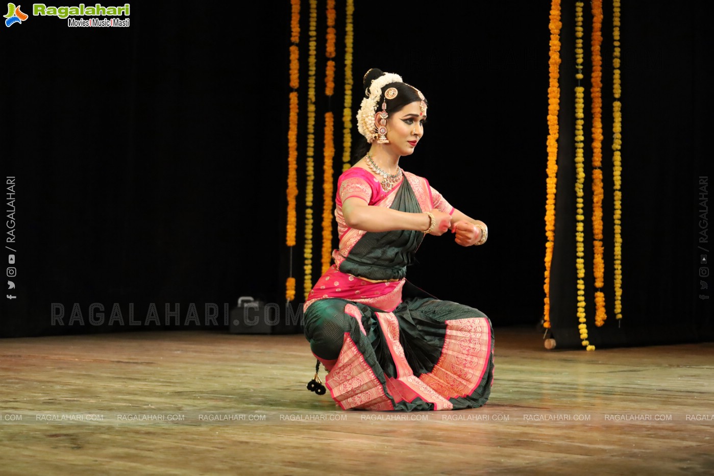 Sobhamrutam: The Solo Kuchipudi at Ravindra Bharati