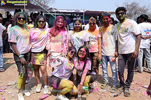 Holi Celebrations at Raunaq's H.I.G.H. Bhoot Bangla Estate