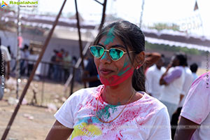 Holi Celebrations at Raunaq's H.I.G.H. Bhoot Bangla Estate