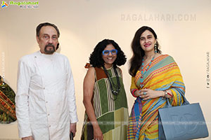 Kadari Art Gallery Presents Reflections of Her