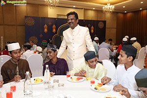 Suchirindia Dr. Lion Kiron Hosted iftar Party at Radissonblu