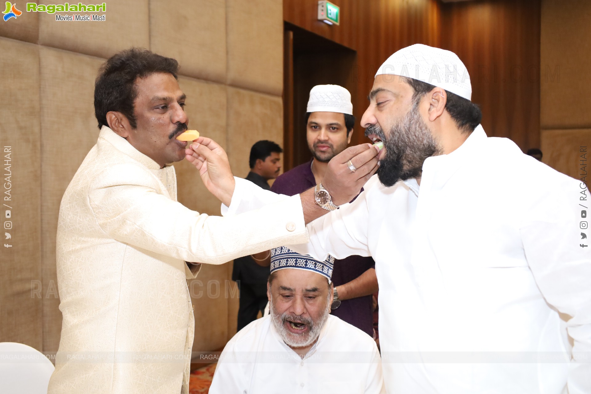 Suchirindia Dr. Lion Kiron Hosted iftar Party at Radisson Blu Hotel, Banjara Hills