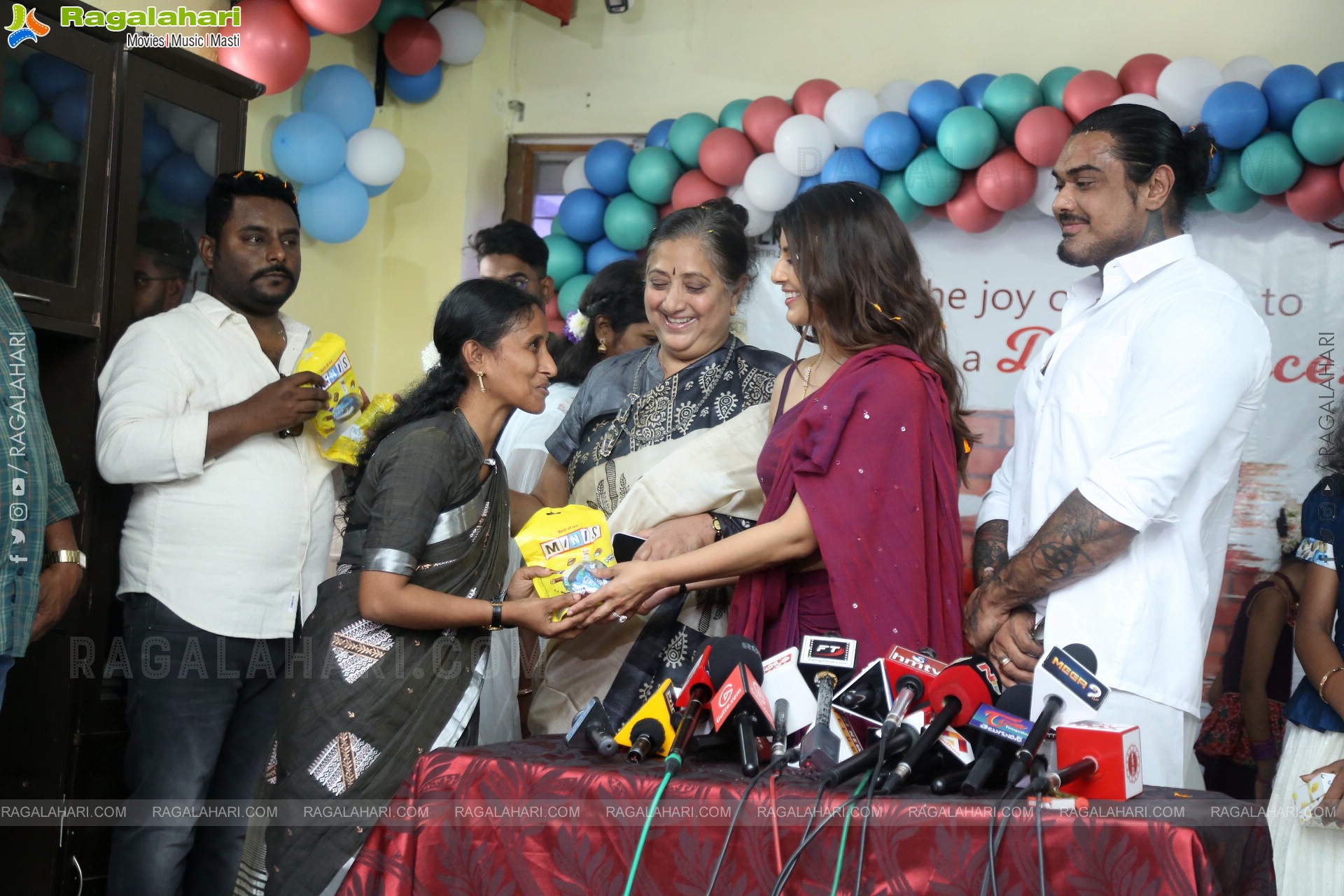 Actress Varalaxmi Sarathkumar Celebrates Her Birthday in Lepra Society Orphanage, Hyderabad