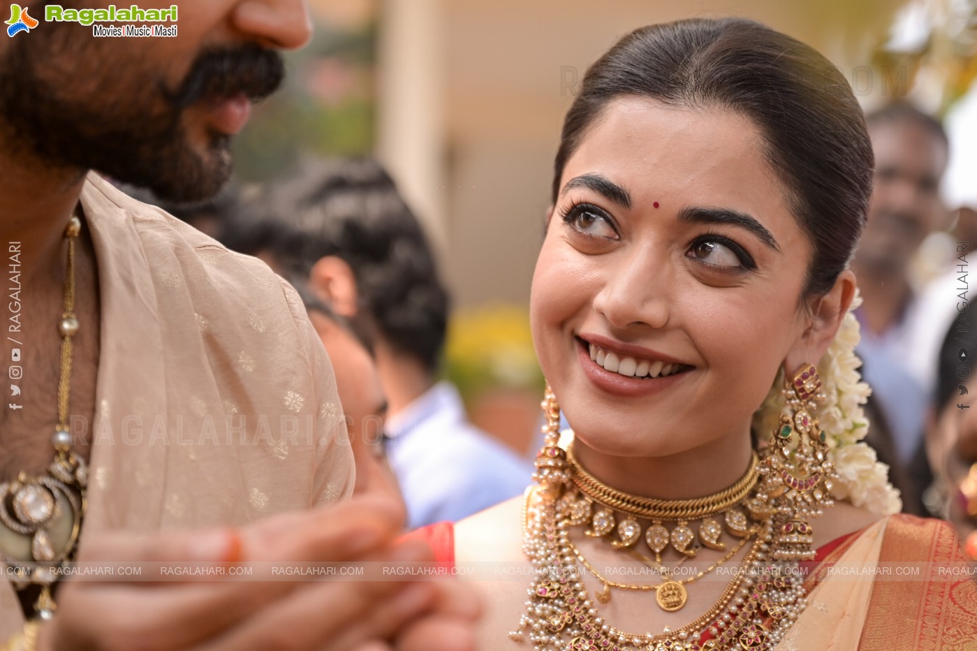 Vijay Deverakonda and Rashmika Mandanna's Sangeeth and Vratam Pics!!