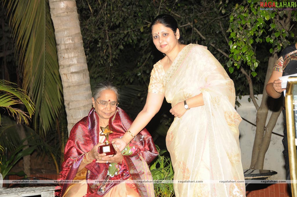 Jayasudha felicitated senior journalists