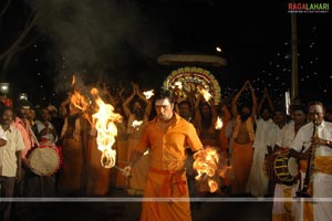 Arjun, Saikumar, Puja Gandhi