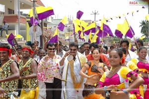 Arjun, Saikumar, Puja Gandhi