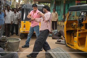 Arjun, Saikumar, Puja Gandhi