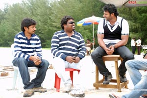 Billa Working Stills