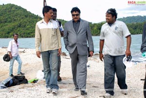 Billa Working Stills