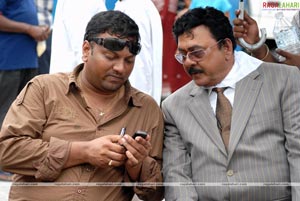 Billa Working Stills