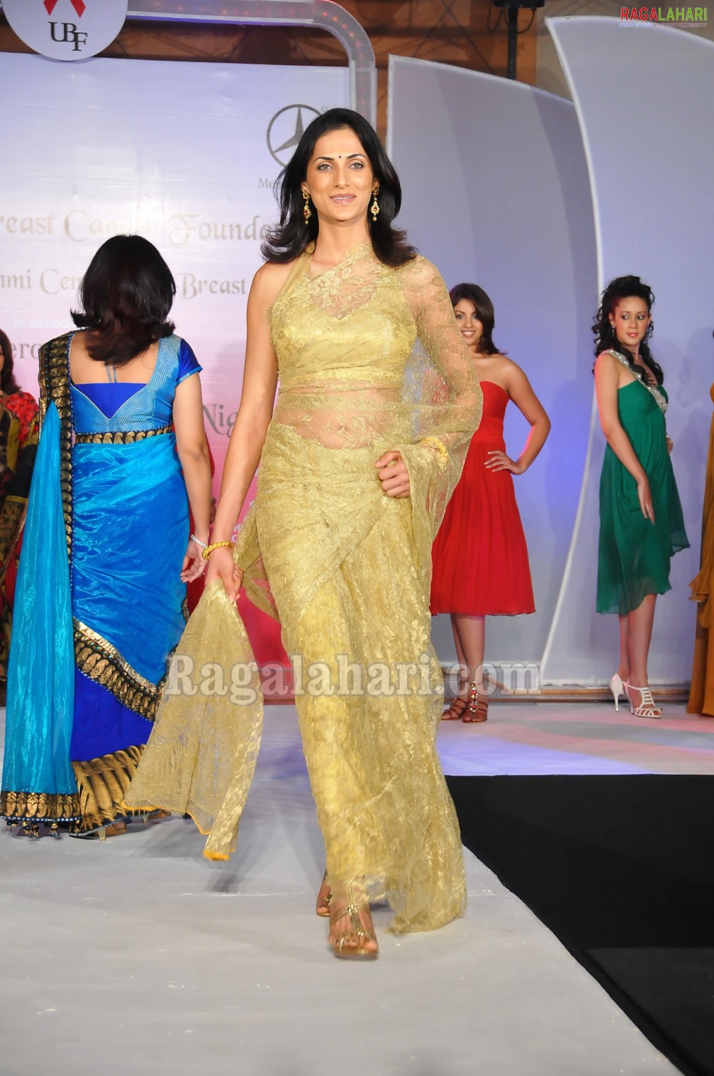 Amala, Shilpa Reddy walks on the Ramp for KIMS-The Pink Ribbon Awards Night 2010