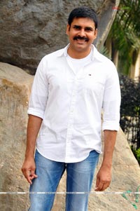 Pawan Kalyan-Jayanth C Paranji Film Muhurat