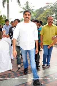 Pawan Kalyan-Jayanth C Paranji Film Muhurat