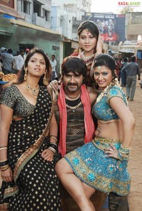 Ranga the Donga - On the Sets