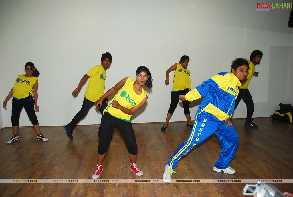 Smitha's Music Arts Dance Paatasaala launched by Naga Chaitanya, Nagarjuna