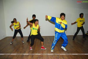 Nagarjuna, Naga Chaitanya Launches Smitha's Music Arts Dance Paata Saala
