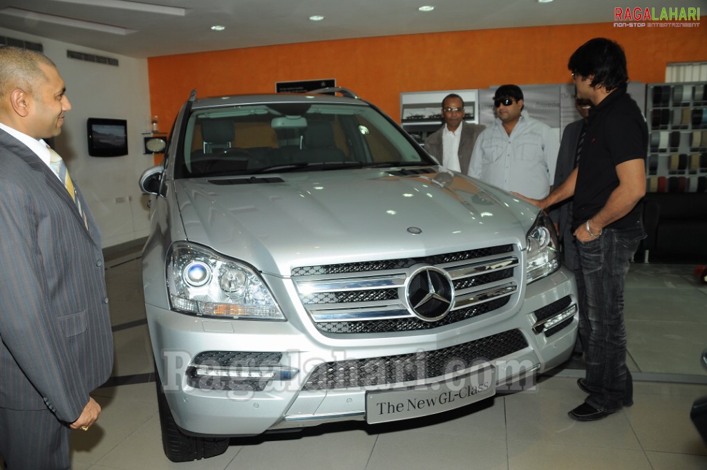 Srikanth Unveils Benz GL Series at Hyderabad