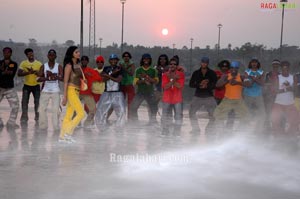 Upendra, Deepika Padukune, Daisy Boppana