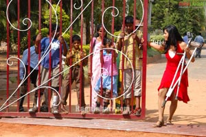 Upendra, Deepika Padukune, Daisy Boppana