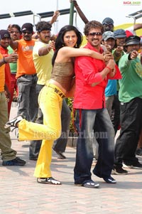 Upendra, Deepika Padukune, Daisy Boppana