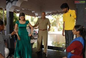 Allari Naresh, Manjari Fadnis