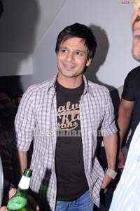 Vivek Oberoi, Allu Arjun, varun Sandesh, Sradha Das, Srikala Reddy Partying at Touch