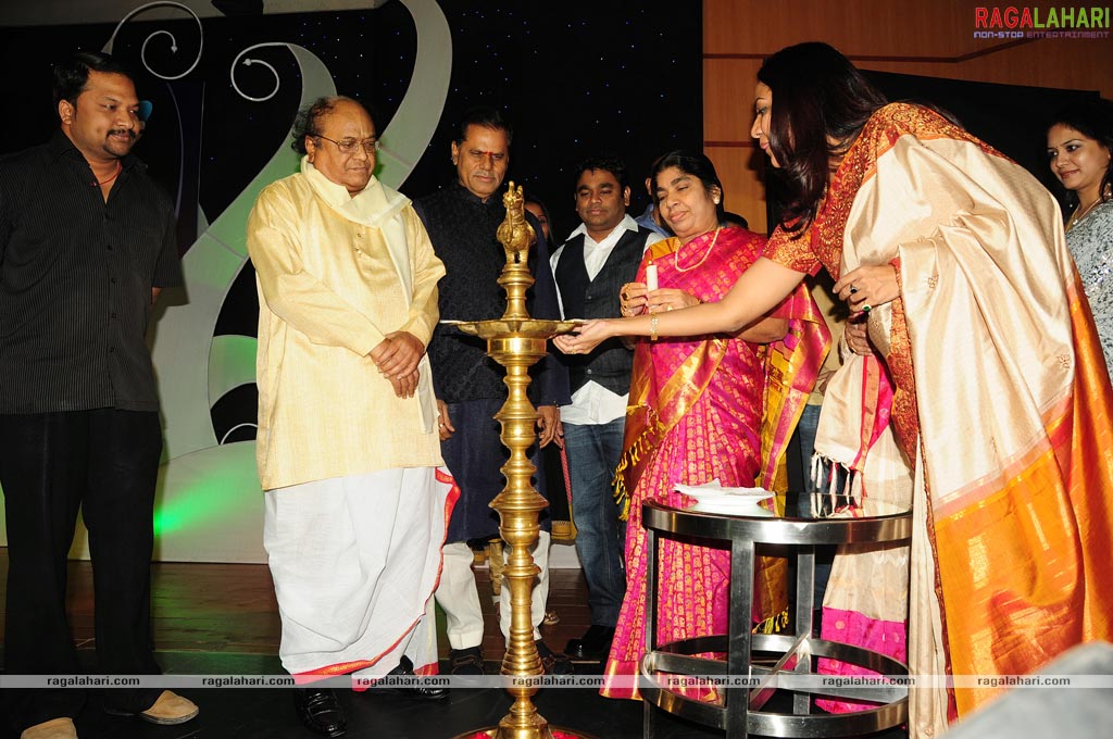 AR Rahman Felicitated by P. Susheela