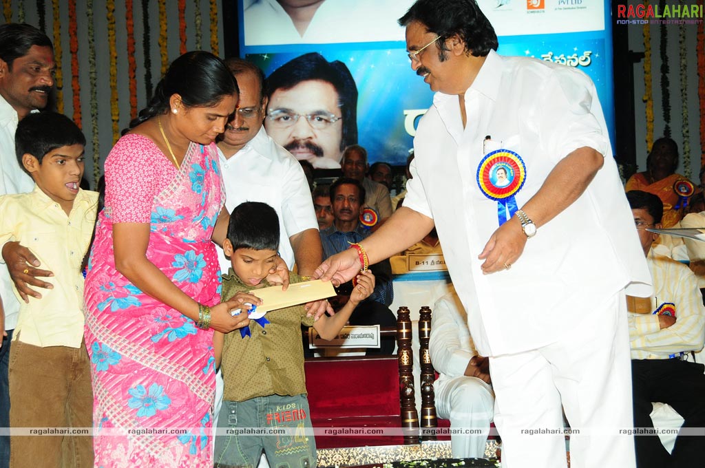 Dasari Felicitates Film Technicians