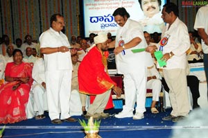 Dasari Felicitates Film Technicians