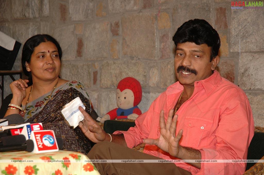 Rajasekhar-Jeevitha Thanks Meet