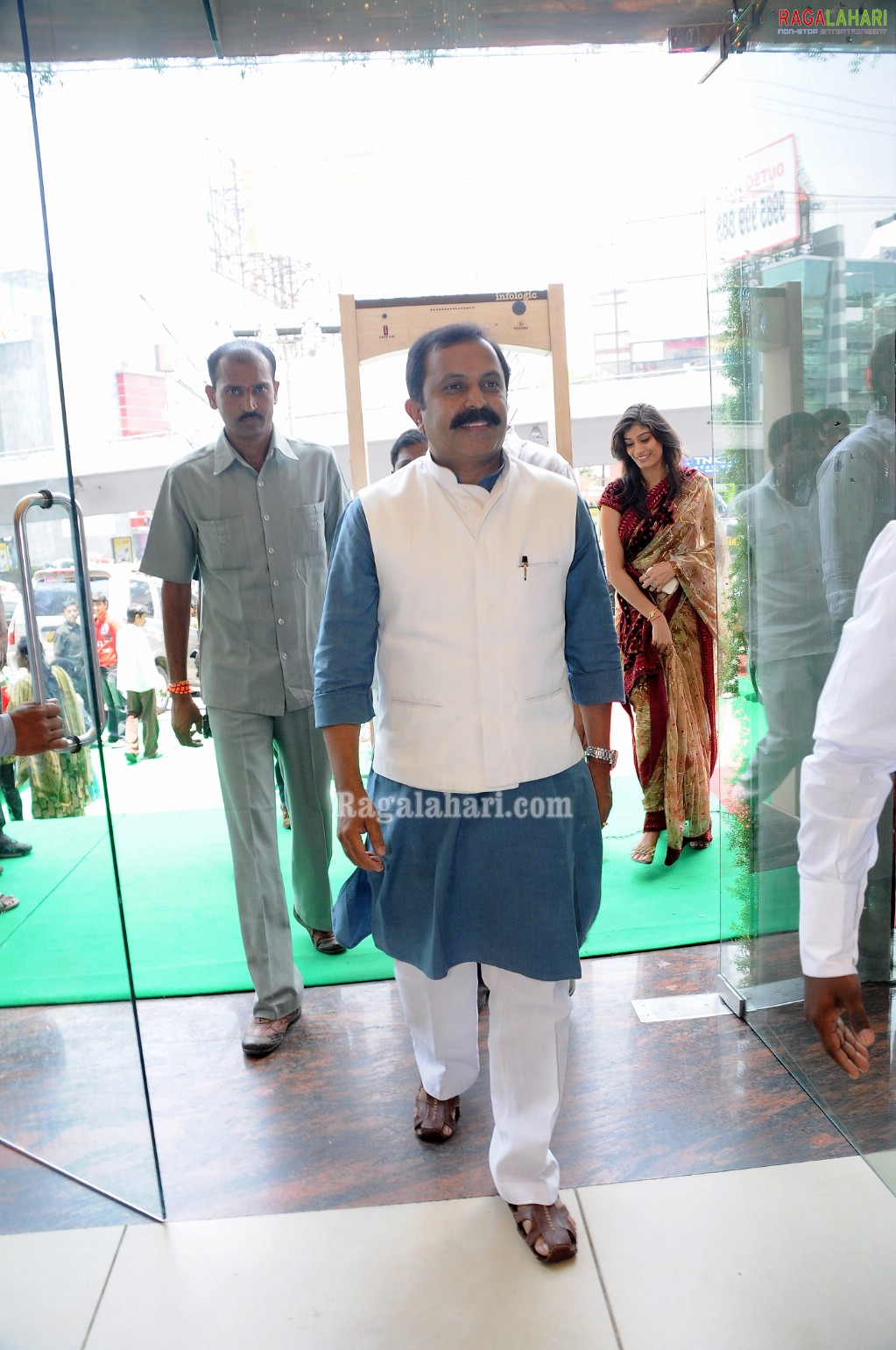 Kajal Launches Designer Store at Kalanikethan Wedding Mall