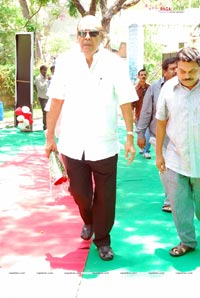 Mr. Premikudu Muhurat