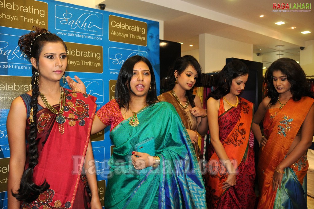 Models Display Akshaya Thrithiya Collections at Sakhi Fashions