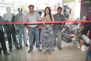 Shreya Dhanwanthary launches Whirlpool Proton Series Refrigerators