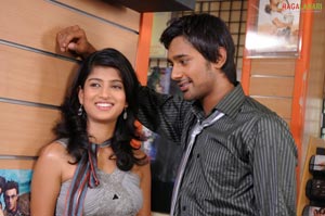 Varun Sandesh, Vegha, Saranya Mohan