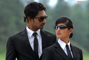 Varun Sandesh, Vegha, Saranya Mohan